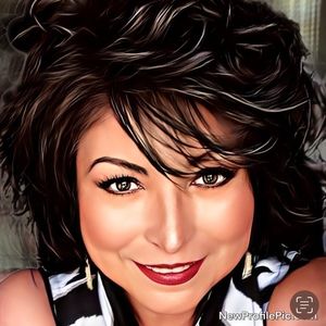 Meet your Posher, Yolanda